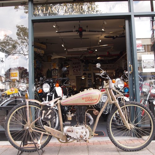 1927 Harley Davidson 350cc " Peashooter" Board Track Racer. À venda