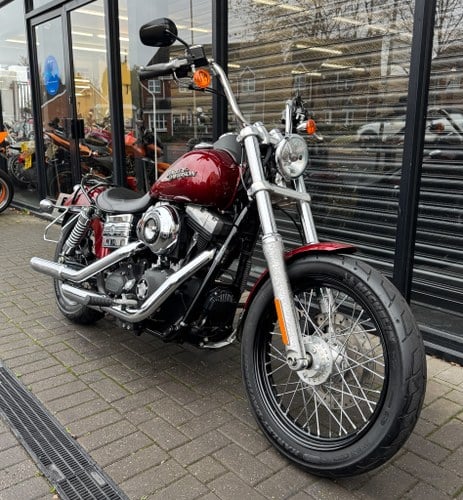 2010 HARLEY-DAVIDSON FXDB STREET BOB 1585 * 9,600 MILES * SOLD