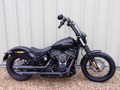Harley-Davidson FXBB Street Bob 1745cc 2019, Big Spec A vendre