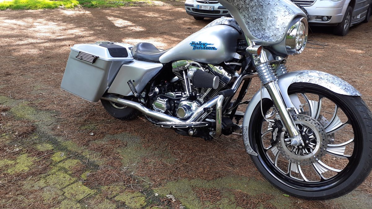Bagger Car 2006 Harley Davidson BAGGER 103 Grey Manual, 5 speed Right Hand Drive ...