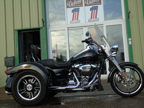 2018 Harley-Davidson FLRT Free Wheeler Trike Only 740 miles For Sale