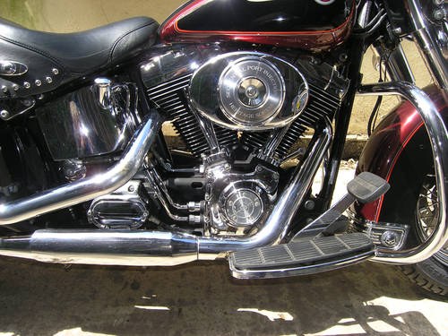 2002 Heritage Softail in a lovely red/black livery In vendita