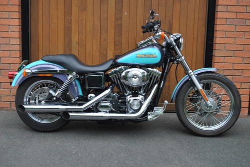 2002 HARLEY DYNA GLIDE LOW RIDER 2000 MILES FROM NEW In vendita