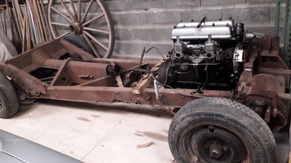 healey  rolling chassis
