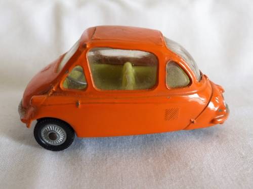 1960 VINTAGE HEINKEL BUBBLE CAR ORANGE CORGI MODEL 233 VERKAUFT