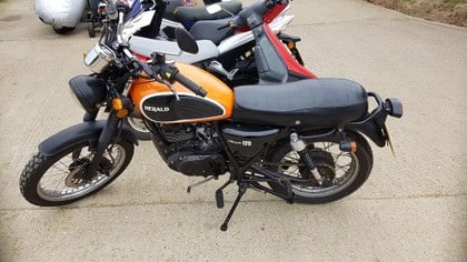 2016 Herald Classic 125 learner legal with low miles £1495