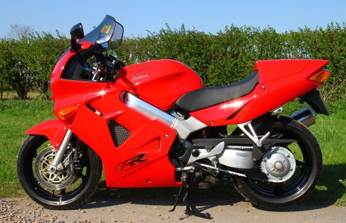 2000 Honda VFR800-FIX - 1 Owner - FSH - Immaculate For Sale