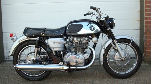 Honda CB 450 K0 BLACK BOMBER 1966-D **4867 miles** SOLD