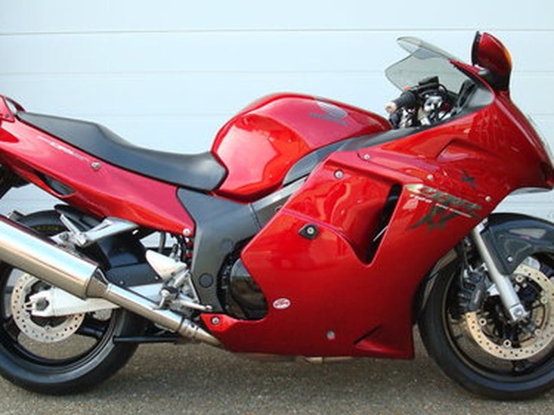 Honda CBR1100 XX BLACKBIRD 1998-R **34676 miles**