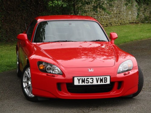 2004 ExcellentLow Mileage S2000 with Hard Top. SPORTS SPECIALISTS For Sale