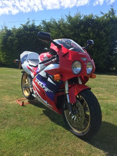 1998 Truly Outstanding Honda RC45 For Sale