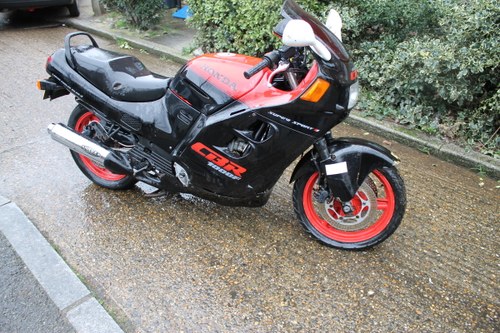 1987 Honda CBR1000F Super Sport With Just 1600 Miles From New SOLD