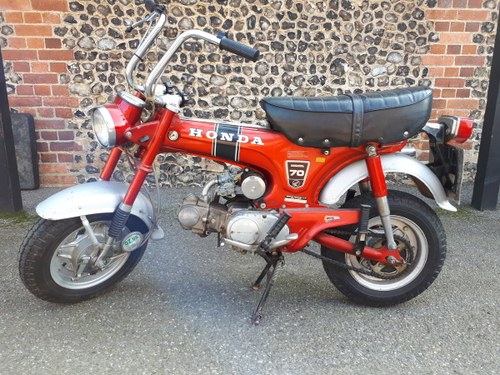 1976 Honda ST70 Moped / Pit Bike / Very Low Mileage VENDUTO