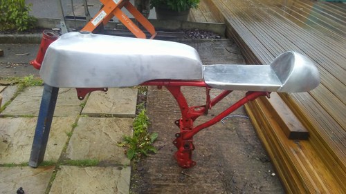Honda style tank and seat For Sale