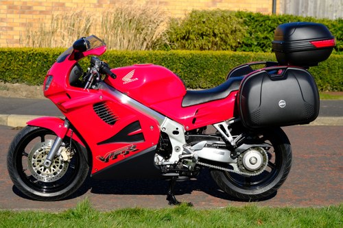 1997 Honda VFR750 FV, showroom condition In vendita