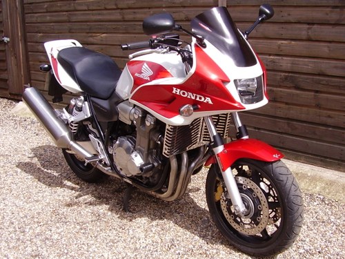 Honda CB1300 SA-5 ABS (14500 miles) 2007 07 Reg VENDUTO