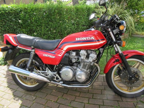 1985 Honda CB750FD  In vendita