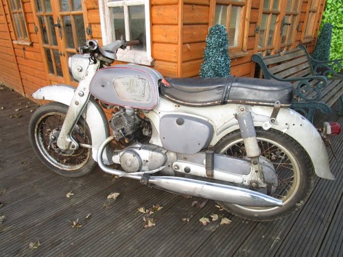 1961 HONDA C92 UK bike with V5 & RF 60 For Sale