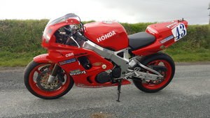 Honda CBR 900 Fireblade Race Bike 1992 For Sale