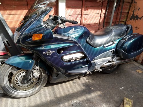 1998 Honda ST1100 Pan European matching luggage and spa For Sale