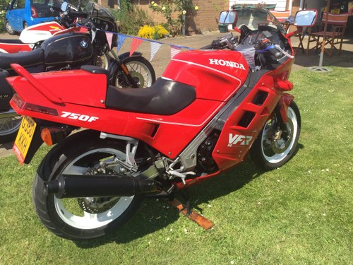 1989 Honda VFR750 FK RC24 in wonderful condition SOLD