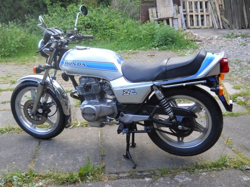 1980 Honda CB250N VENDUTO