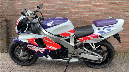 Honda Fireblade firste series 1993 SOLD
