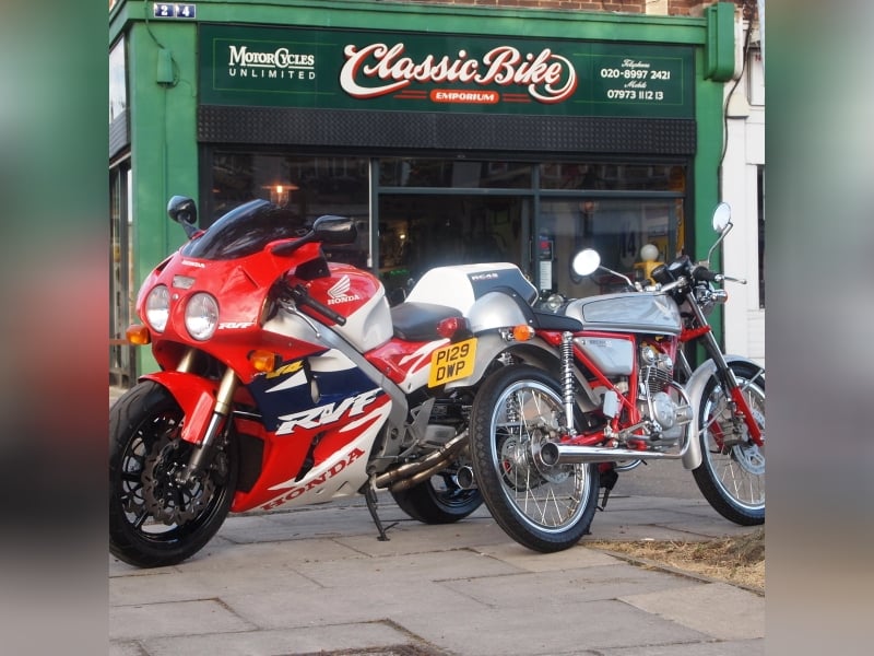 Honda RC45 RVF750 R. RESERVED FOR DECLAN.