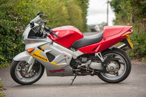 2000 VFR800 Fi 50th Anniversary Limited Edition SOLD