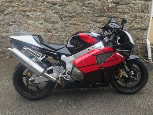 Lot 131 - A 2000 Honda SP1 VTR - 28/10/2020 Zu verkaufen durch Auktion