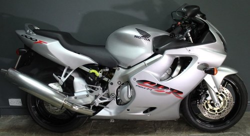 2002 Honda CBR 600 F  Exceptionally presented , 6,370 Miles VENDUTO