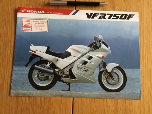 1987 Honda VFR750F brochure VENDUTO