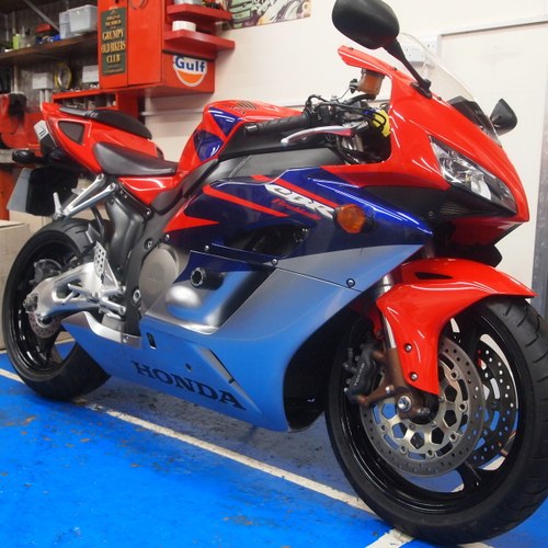2006 Honda CBR1000RR5, FSH, Low Mileage, RESERVED FOR KARL. VENDIDO