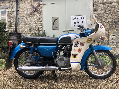 A 1975 Honda CD175 - 30/06/2021 For Sale by Auction