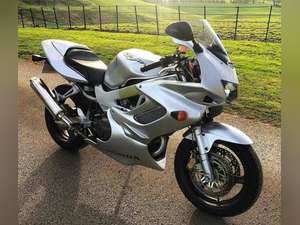 1998 Honda Vtr 1000 Firestorm Superb V Twin Superbike For Sale 1998 Honda Vtr 1000 Firestorm Superb V Twin Superbike For Sale