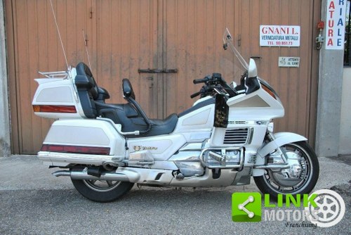 HONDA GL 1500 Gold Wing - 1988 For Sale