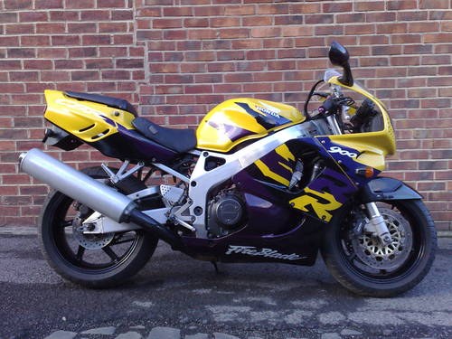 1997 Honda fireblade cbr900 rrv. For Sale