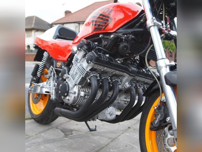 CBX1000 Repsol Special 'Stunning Awesome Sound'