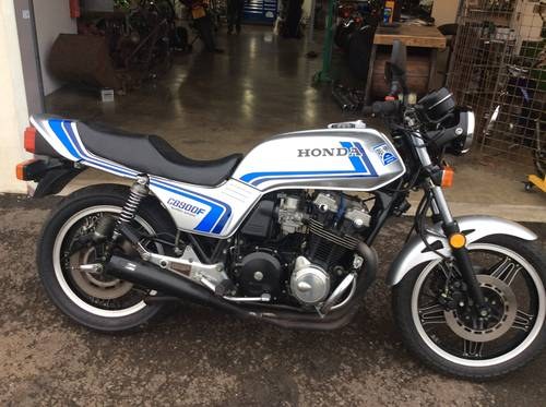 HONDA CB900F FREDDY SPENCER STYLE 1982 CLASSIC MOTORCYCLE SOLD