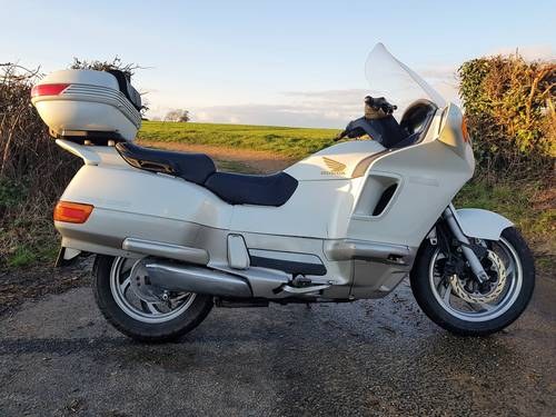 1989 Honda PC800 low miles and lighter than Goldwing px For Sale