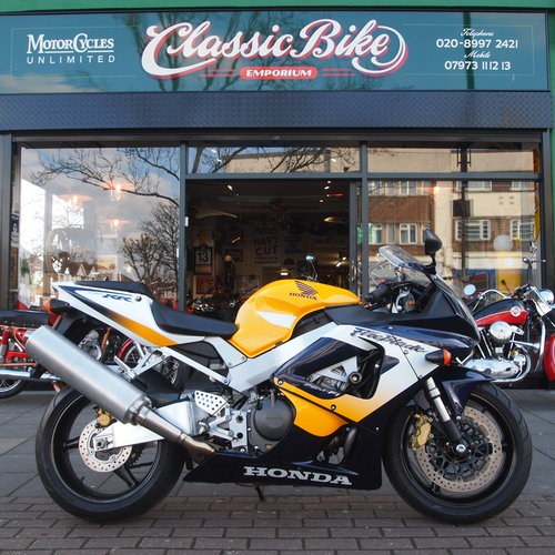 2000 CBR929RRY Fireblade, James Mays Own Bike. For Sale