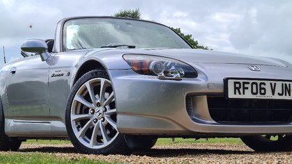 Lovely S2000 low miles perfect hood