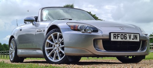 2006 Lovely S2000 low miles perfect hood For Sale