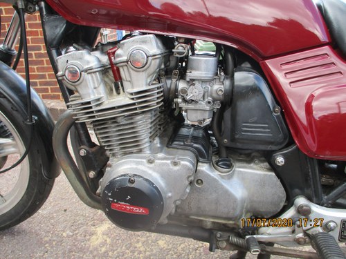 1983 Honda CB 750 F - 9
