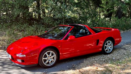 Picture of Honda NSX-T Manual - Formula Red 1996 - For Sale