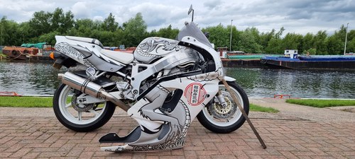 1994 Honda CBR900RR Fireblade, 893cc. Zu verkaufen durch Auktion