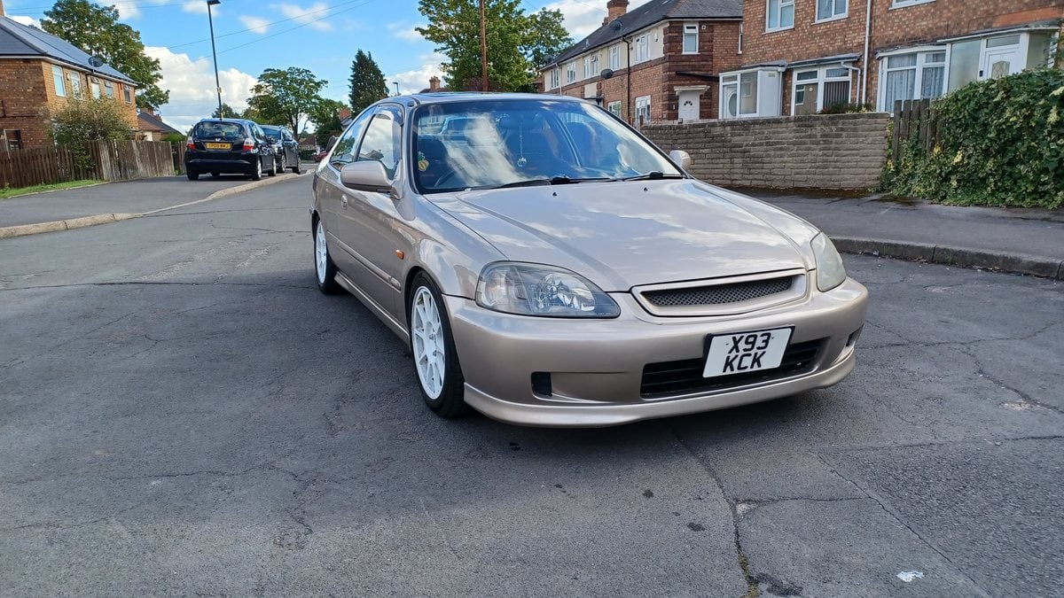 Civic Vti R 2000 Honda Civic EM1 VTI Gold in Redditch, United Kingdom - For Sale ...