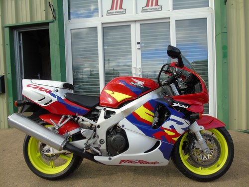 Honda CBR900 RR Fireblade 1996 Only 12,000 Miles From New For Sale