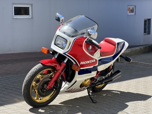 Honda CB1100R RD 1983 VENDU