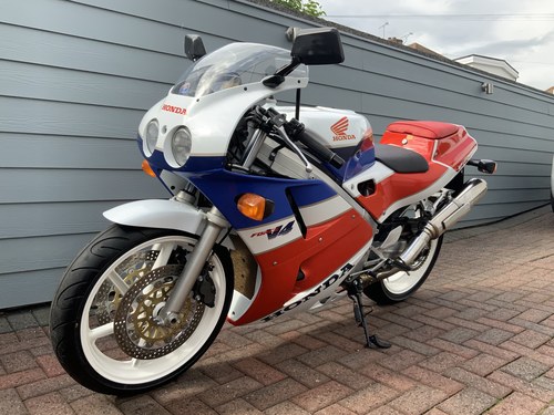 1992 Honda Vfr400R-L